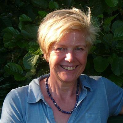 Klues-Ketels, Marianne